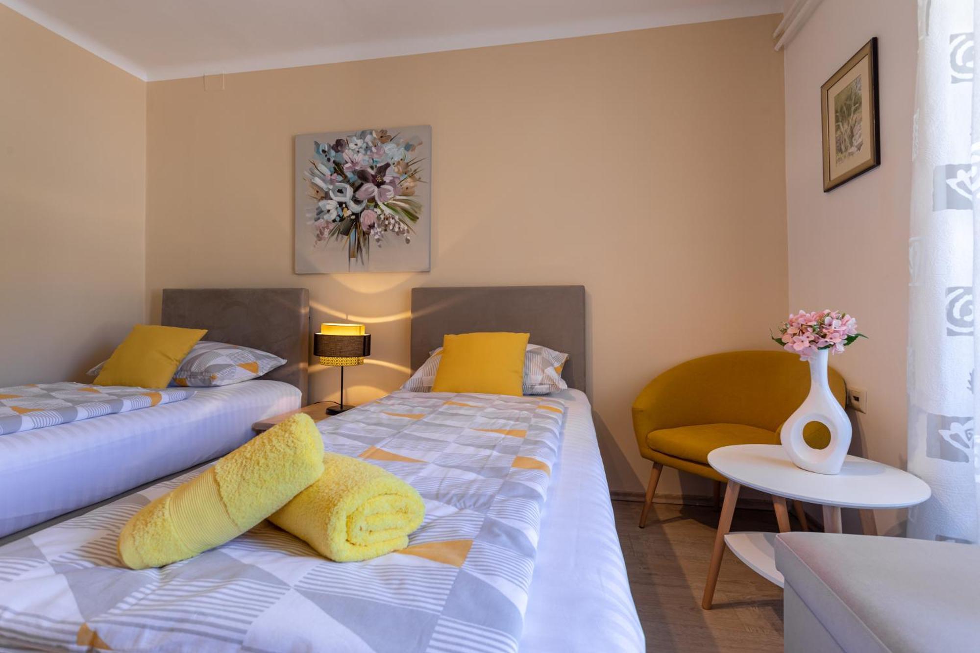 Apartment Marangunija Malinska Luaran gambar